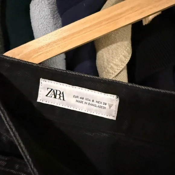 Zara Balloon Jeans - Picture 3 of 3